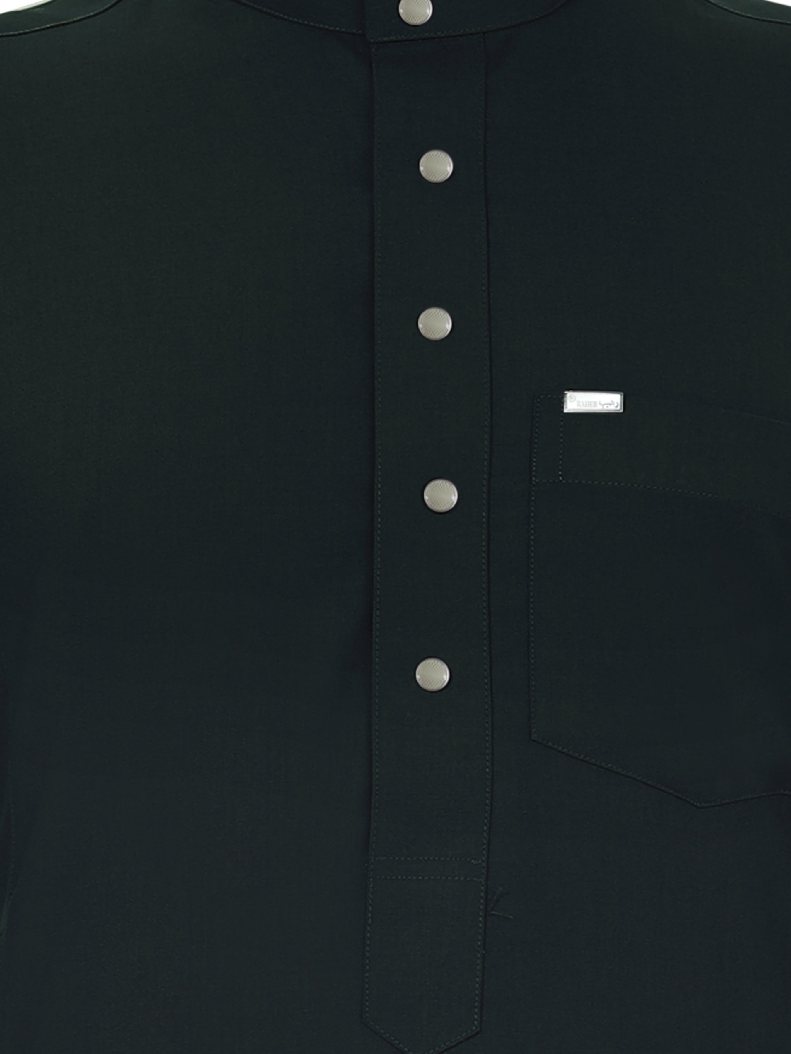 Standard thobes are traditional garments worn by Arabs, known for their distinctive design and comfort.